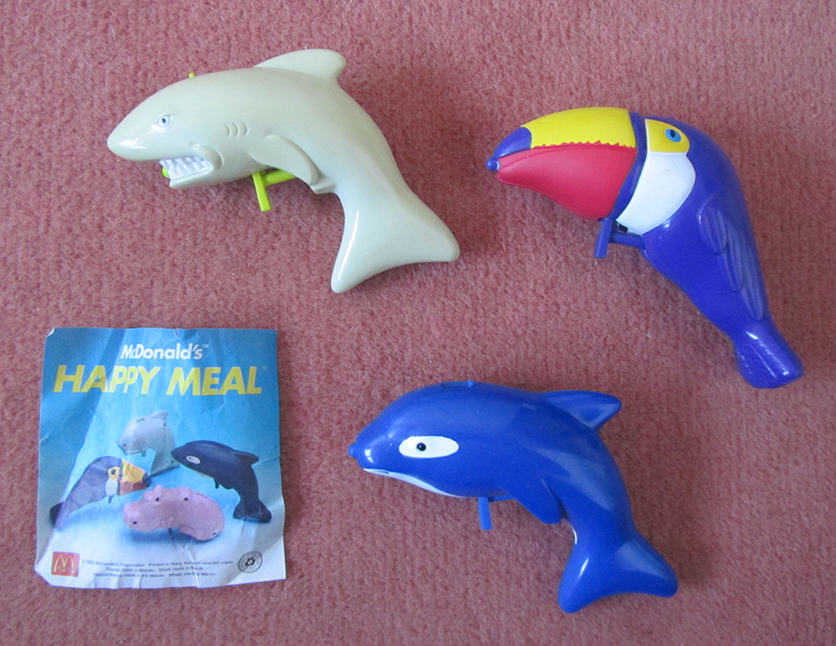 Animal water squirters